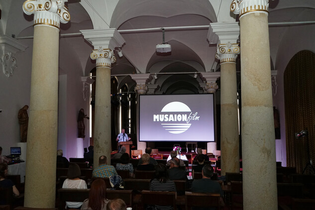 Barokní sál Muzea J.A. Komenského, ve kterém probíhaly projekce soutěžních filmů, diskuze a přednášky. | © Martina Trousilová